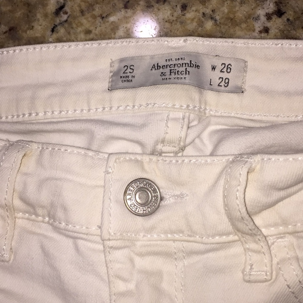 ✅A&F Jeans - Picture 4 of 8